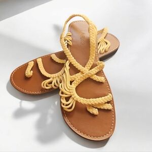 Palm Leaf Flat Women's Sandals | Sweet-Ivory